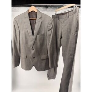 Tallia 2 Piece Suit Mens 40R 33Rx31 Gray Windowpane Plaid Wool Double Vented